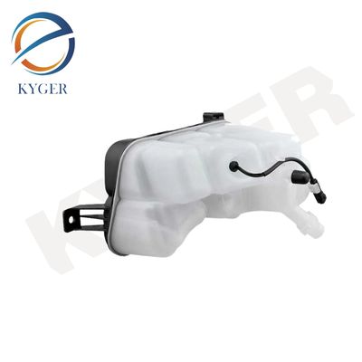 kupować LR060349 Zbiór płynu chłodzącego silnika samochodowego z butelką grzejnika z czujnikiem LR024296 J9C1432 31200321 dla Land Rover produkcja online