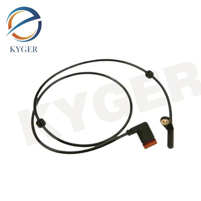 kupować 2045401317 Po prawej lewicy tylny czujnik prędkości ABS dla Mercedes Benz W166 W292 ABS czujnik prędkości koła 204 540 13 17 produkcja online