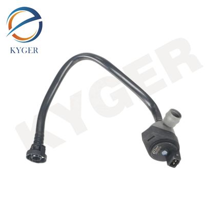 kupować 1390 7636 152 Systemy silników samochodowych Zawór oddechowy z zbiornikiem paliwa dla BMW F10 F11 Zawór oddechowy 13907636152 Cardburne produkcja online