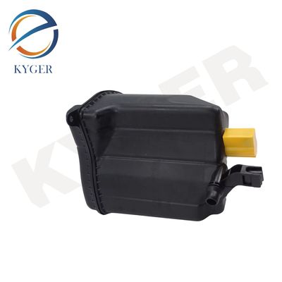 kupować 1713 7647 283 Zbiornik wody chłodzącej silnika samochodowego Zbiornik rozszerzający dla BMW F01 F02 F03 F04 F06 F07 F10 F12 F13 17137647283 produkcja online
