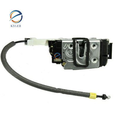 kupować 2047201835 Car Accessories Front Right Door Lock Actuator 204 720 18 35 A2047201835 for Mercedes Benz W204 S204 W212 X204 GLK produkcja online