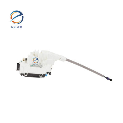 kupować 2047303035 High Quality Auto Parts Rear Right Door Lock Module Actuator 204 730 30 35 for Mercedes-Benz C218 X117 C117 W204 W176 produkcja online