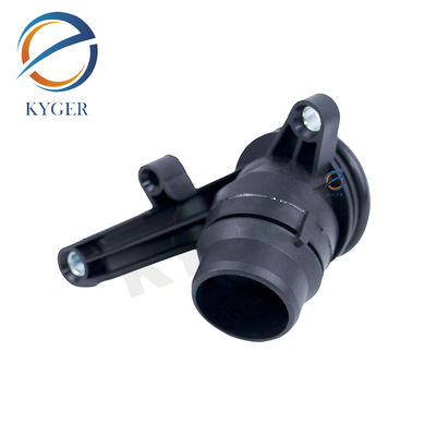 Podstawowy złączacz węża chłodniczego LR013165 JDE9014 3.0L V6 Diesel Tube Connector Chłodnik Inlet Connecting Pipe For Land Rover