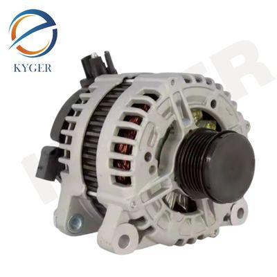 2.2L TD4 2014 Freelander 2 Alternator LR001200 Land Rover Części elektryczne