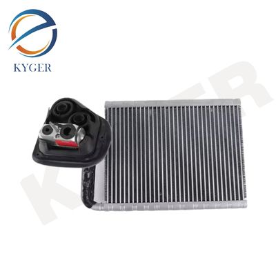 Części samochodowe 64119378108 System chłodzenia Klimatyzator Parator Rdzeń A / C C Części dla BMW G12 G11 G30 6411 9378 108